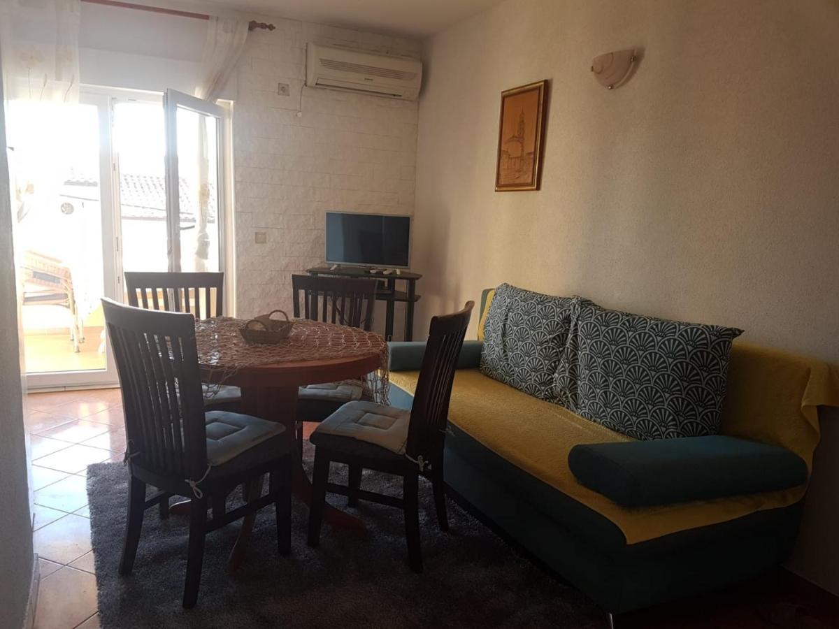 Apartments By The Sea Mavarstica, Ciovo - 12696 Τρογκίρ Εξωτερικό φωτογραφία